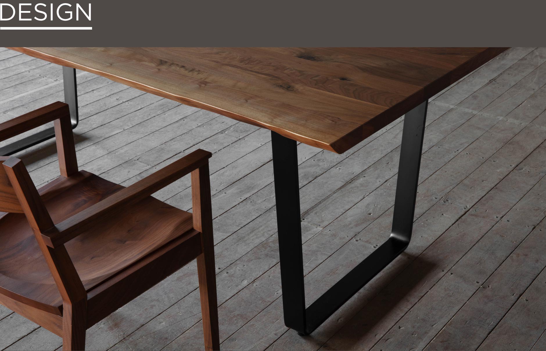 名古屋栄にあるSOLIDの家具の中でも人気の無垢鉄脚タイプのダイニングテーブルです。無垢材と異素材の組み合わせでインダストリアルな空間に。