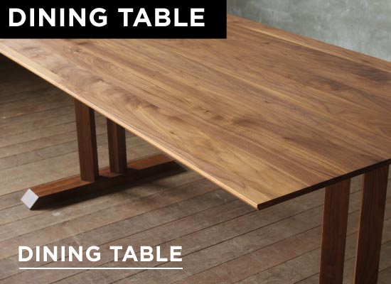 SOLIDのダイニングテーブルはウォールナット、ブラックチェリー、オークの無垢材よりお選びいただけます。無垢材の経年変化をお楽しみください。