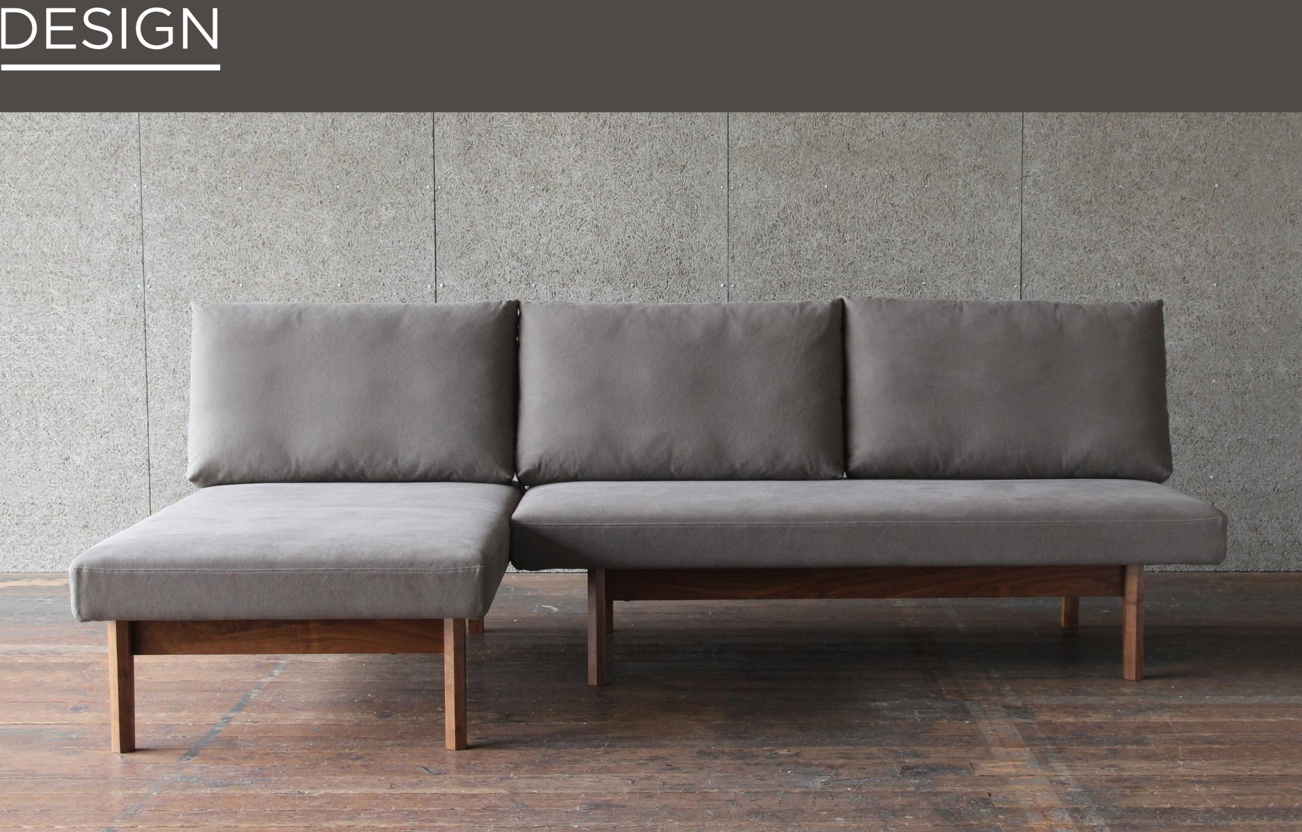 背もたれはふっくら、座面は硬くしっかり目の座り心地。SOLID名古屋店の家具の中でも人気なリビングダイニング兼用のソファです。